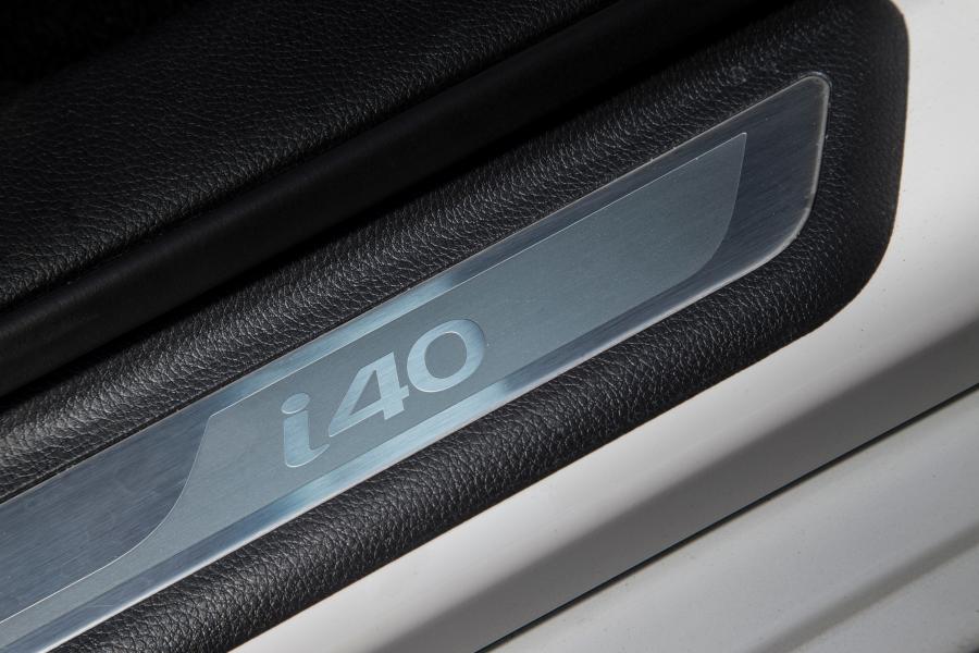  Hyundai i40 Tourer 2014 года  (UK) (фото 61 из 73)
